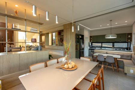 Casa de condomínio à venda com 585m², 4 quartos e 2 vagas