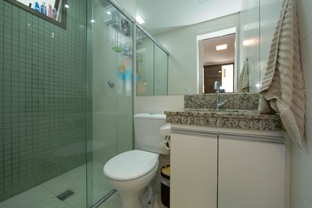 Apartamento à venda com 75m², 3 quartos e 3 vagas Apartamento à venda com 75m², 3 quartos e 3 vagasBANHEIRO1