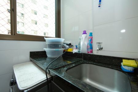 Apartamento à venda com 75m², 3 quartos e 3 vagas Apartamento à venda com 75m², 3 quartos e 3 vagasAREA DE SERVICO