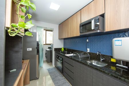 Apartamento à venda com 75m², 3 quartos e 3 vagas Apartamento à venda com 75m², 3 quartos e 3 vagasCOZINHA