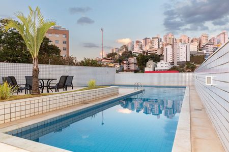 Apartamento à venda com 75m², 3 quartos e 3 vagas Apartamento à venda com 75m², 3 quartos e 3 vagasPISCINA