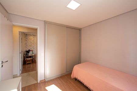 Apartamento à venda com 75m², 3 quartos e 3 vagas Apartamento à venda com 75m², 3 quartos e 3 vagasQUARTO2