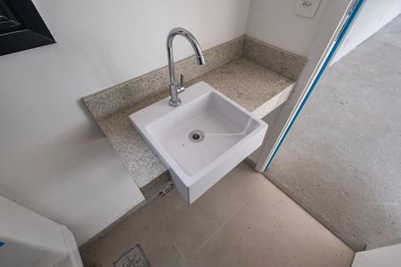 Studio à venda com 56m², 1 quarto e 1 vaga Studio à venda com 56m², 1 quarto e 1 vagaBanheiro