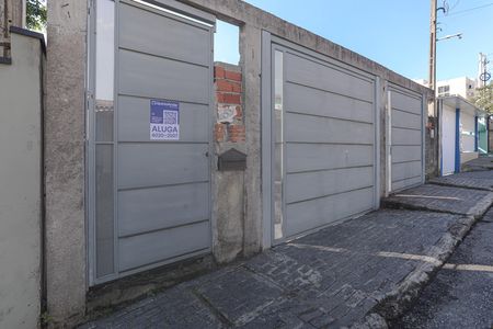 Casa para alugar com 217m², 5 quartos e 5 vagasFachada