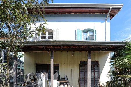 Casa para alugar com 217m², 5 quartos e 5 vagasQuintal