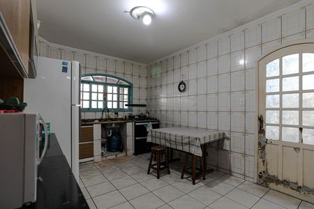 Casa para alugar com 217m², 5 quartos e 5 vagasCozinha