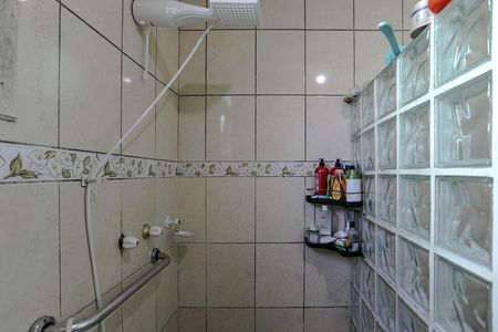 Casa para alugar com 217m², 5 quartos e 5 vagasBanheiro