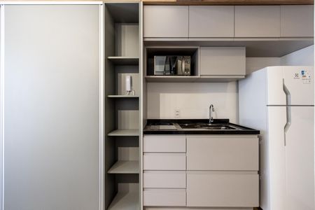 Studio para alugar com 25m², 1 quarto e sem vaga Studio para alugar com 25m², 1 quarto e sem vagaCozinha
