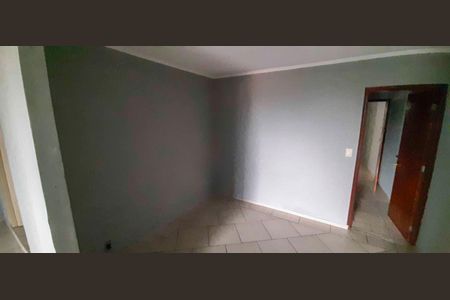 Casa para alugar com 250m², 2 quartos e 2 vagas Casa para alugar com 250m², 2 quartos e 2 vagasCloset da Suíte 1