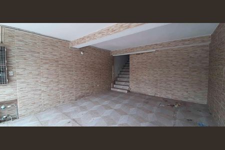 Casa para alugar com 250m², 2 quartos e 2 vagas Casa para alugar com 250m², 2 quartos e 2 vagasGaragem