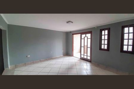 Sala de Estar de casa para alugar com 2 quartos, 250m² em Cidade das Flores, Osasco