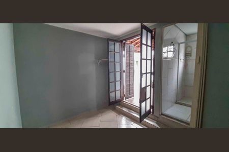 Casa para alugar com 250m², 2 quartos e 2 vagas Casa para alugar com 250m², 2 quartos e 2 vagasSuíte 2