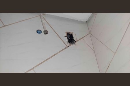 Casa para alugar com 250m², 2 quartos e 2 vagas Casa para alugar com 250m², 2 quartos e 2 vagasBanheiro da Suíte 1
