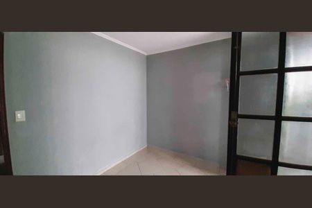 Casa para alugar com 250m², 2 quartos e 2 vagas Casa para alugar com 250m², 2 quartos e 2 vagasSuíte 2