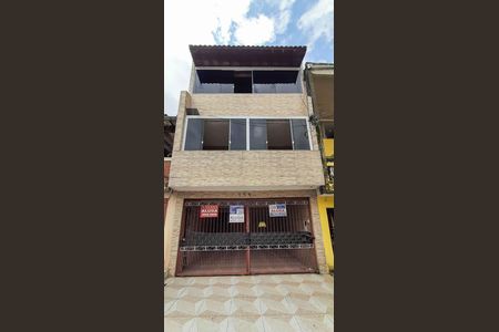 Casa para alugar com 250m², 2 quartos e 2 vagas Casa para alugar com 250m², 2 quartos e 2 vagasFachada da Casa