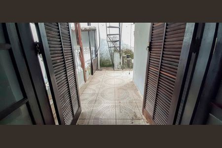 Casa para alugar com 250m², 2 quartos e 2 vagas Casa para alugar com 250m², 2 quartos e 2 vagasVaranda da Suíte 2