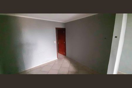 Casa para alugar com 250m², 2 quartos e 2 vagas Casa para alugar com 250m², 2 quartos e 2 vagasCloset da Suíte 1