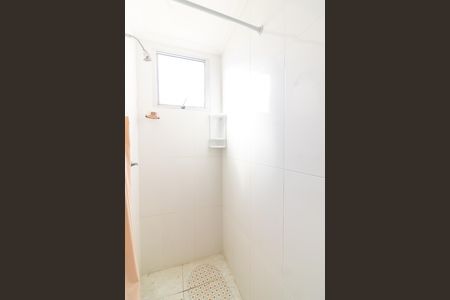 Apartamento para alugar com 44m², 2 quartos e sem vagaBanheiro