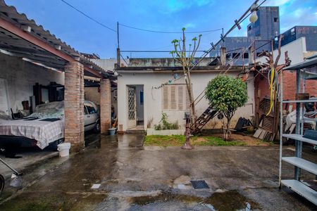 Casa à venda com 150m², 2 quartos e 4 vagas Casa à venda com 150m², 2 quartos e 4 vagasEdícula