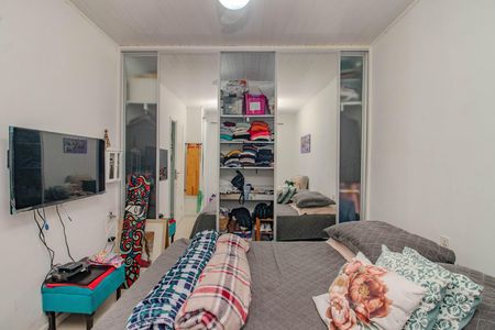 Casa à venda com 150m², 2 quartos e 4 vagas Casa à venda com 150m², 2 quartos e 4 vagasQuarto 2