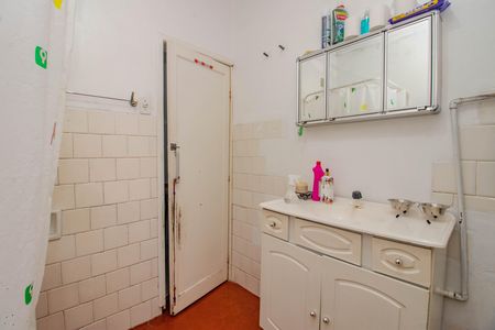 Casa à venda com 150m², 2 quartos e 4 vagas Casa à venda com 150m², 2 quartos e 4 vagasBanheiro