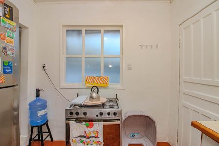 Casa à venda com 150m², 2 quartos e 4 vagas Casa à venda com 150m², 2 quartos e 4 vagasCozinha