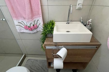 Apartamento para alugar com 115m², 2 quartos e 2 vagas Apartamento para alugar com 115m², 2 quartos e 2 vagasBanheiro