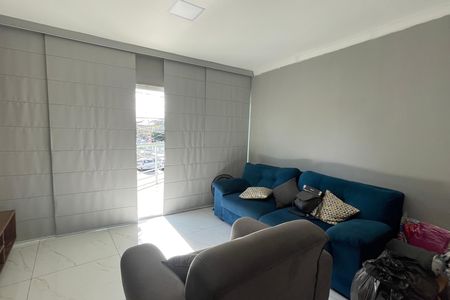 Sala de apartamento para alugar com 2 quartos, 115m² em Vila Guanabara, Duque de Caxias