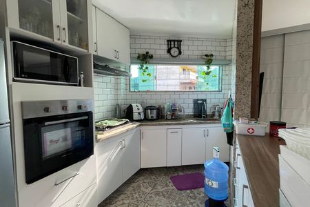 Apartamento para alugar com 115m², 2 quartos e 2 vagas Apartamento para alugar com 115m², 2 quartos e 2 vagasCozinha