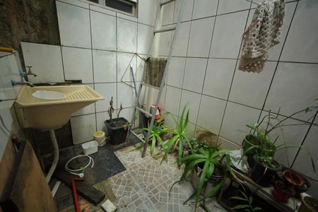 Casa para alugar com 70m², 3 quartos e 1 vagaÁrea de Serviço