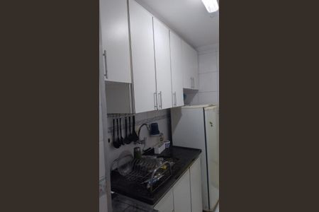 Cozinha de apartamento à venda com 2 quartos, 48m² em Vila Carrão, São Paulo