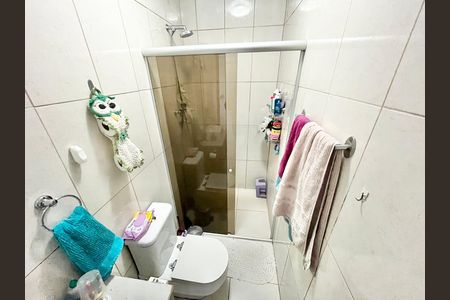 Casa à venda com 147m², 2 quartos e 1 vaga Casa à venda com 147m², 2 quartos e 1 vagaBanheiro social