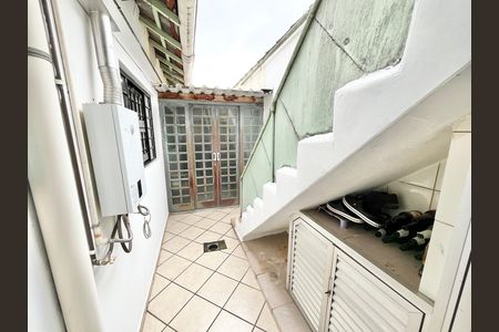 Casa à venda com 147m², 2 quartos e 1 vaga Casa à venda com 147m², 2 quartos e 1 vagaQuintal