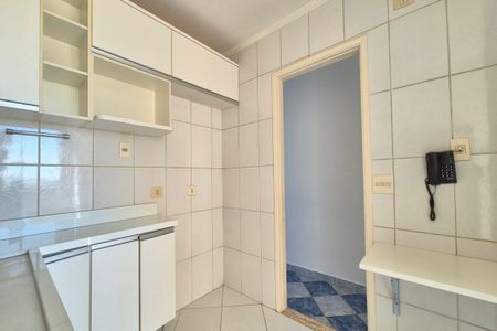Apartamento à venda com 57m², 2 quartos e 1 vaga Apartamento à venda com 57m², 2 quartos e 1 vagaCozinha