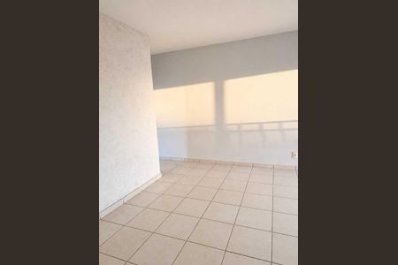 Sala de apartamento para alugar com 3 quartos, 87m² em Parque Oeste Industrial, Goiânia