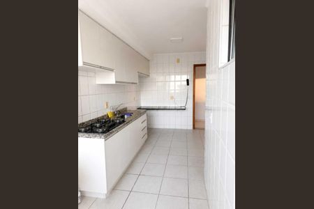 Cozinha de apartamento para alugar com 3 quartos, 87m² em Parque Oeste Industrial, Goiânia