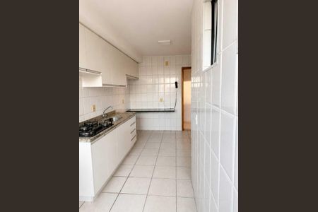 Cozinha de apartamento para alugar com 3 quartos, 87m² em Parque Oeste Industrial, Goiânia