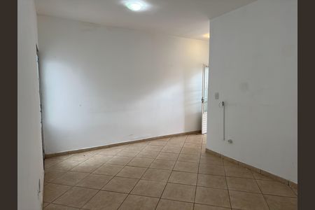 Casa para alugar com 125m², 3 quartos e 2 vagasSala