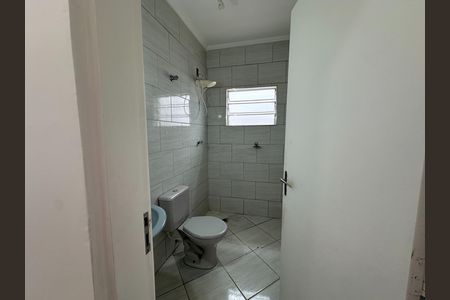 Casa para alugar com 125m², 3 quartos e 2 vagasBanheiro Corredor