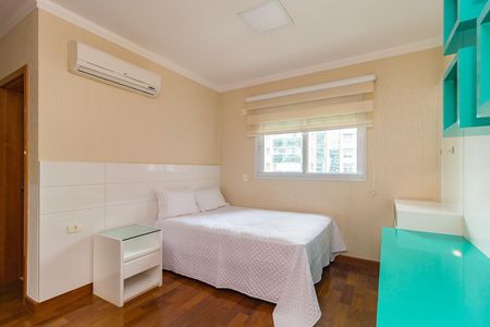 Apartamento para alugar com 280m², 4 quartos e 5 vagas Apartamento para alugar com 280m², 4 quartos e 5 vagasSuíte 1