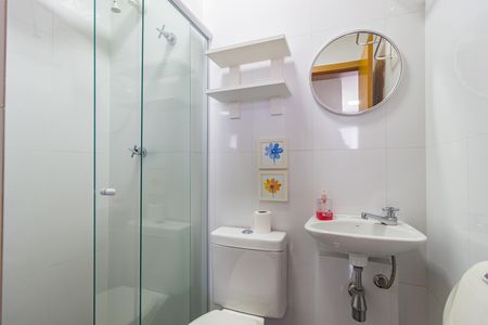 Apartamento para alugar com 280m², 4 quartos e 5 vagas Apartamento para alugar com 280m², 4 quartos e 5 vagasBanheiro - Área de Serviço