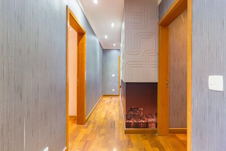 Apartamento para alugar com 280m², 4 quartos e 5 vagas Apartamento para alugar com 280m², 4 quartos e 5 vagasCorredor