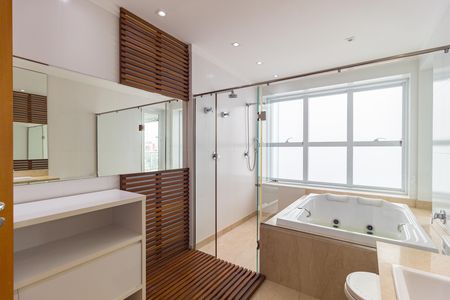 Apartamento para alugar com 280m², 4 quartos e 5 vagas Apartamento para alugar com 280m², 4 quartos e 5 vagasBanheiro - Suíte 4