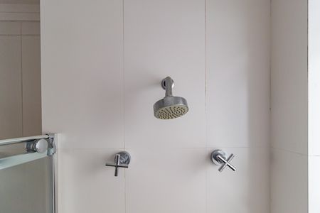 Apartamento para alugar com 280m², 4 quartos e 5 vagas Apartamento para alugar com 280m², 4 quartos e 5 vagasDetalhe Banheiro - Suíte 1