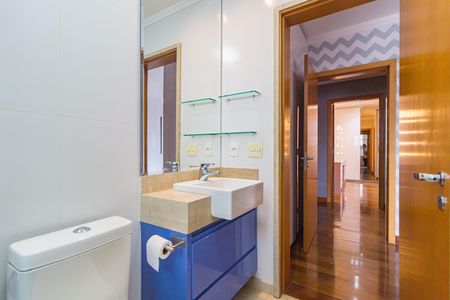 Apartamento para alugar com 280m², 4 quartos e 5 vagas Apartamento para alugar com 280m², 4 quartos e 5 vagasBanheiro - Suíte 3