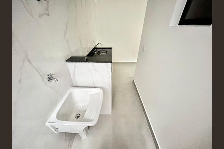 Apartamento à venda com 40m², 2 quartos e sem vagaCozinha e Área de Serviço