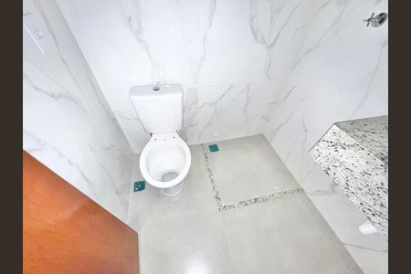 Apartamento à venda com 40m², 2 quartos e sem vagaBanheiro