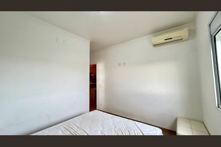 Apartamento à venda com 92m², 3 quartos e 2 vagas Apartamento à venda com 92m², 3 quartos e 2 vagasQuarto 2