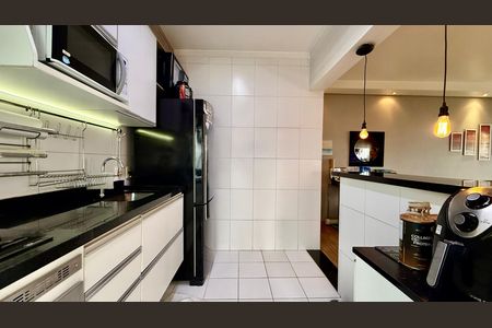 Cozinha de apartamento à venda com 3 quartos, 92m² em Jardim Nova Europa, Campinas