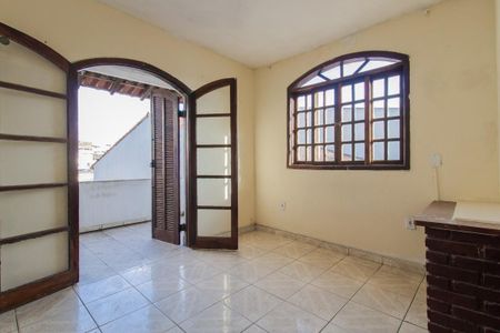 Casa para alugar com 4 quartos, 223m² em Rp4 (regiões de Planejamento), Mauá